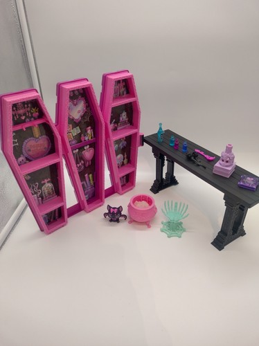 Monster high draculaura - monster, draculaura’s