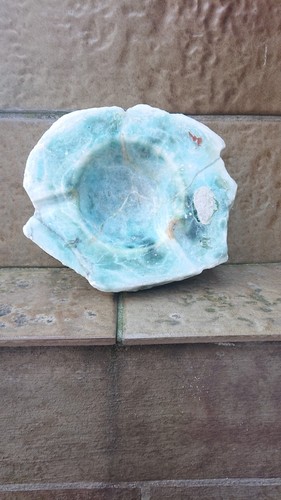 Aschenbecher aus alabaster - aus,