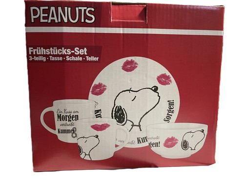 United labels the peanuts - peanuts,