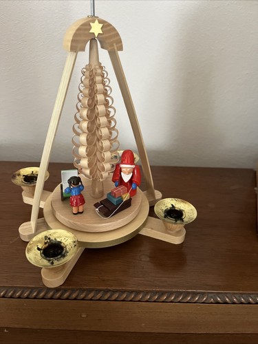 Erzgebirge pyramide bescherung - erzgebirge,