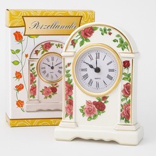 Elegante Porzellanuhr mit Rosenmotiv – Modell M2188 – nostalgisches Design