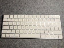 Apple Magic Keyboard Tastatur QWERTZ | Modell: A1644 MLA22D/A | Bluetooth | USB