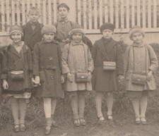 65/831 AK ALTE ZEITEN - KINDER