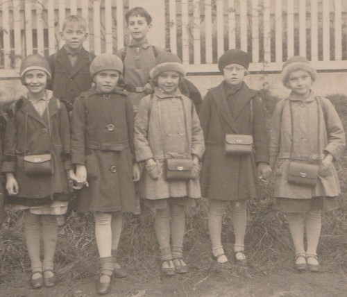 831 alte zeiten kinder - 65/831,