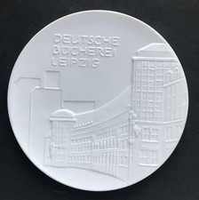 Medaille Porzellan Deutsche Bücherei Leipzig - ca. 82 mm, 74 g