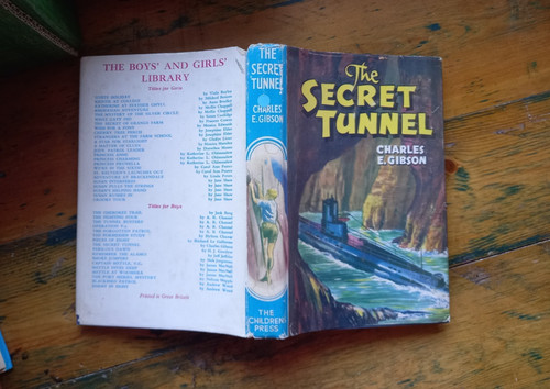 The secret tunnel - secret, :