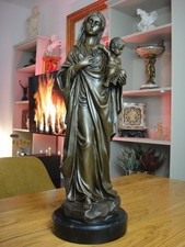 Bronze statue madonna - bronze,