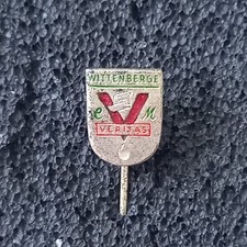 Veritas Wittenberge Deutschland DDR Anstecknadel Sammlung Auflösung