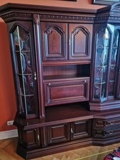 EDLE MASSIVE WOHNWAND MIT