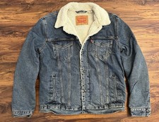 Levi’s Sherpa Trucker Jacke