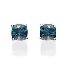 3.50 Karat London Blauer Topas