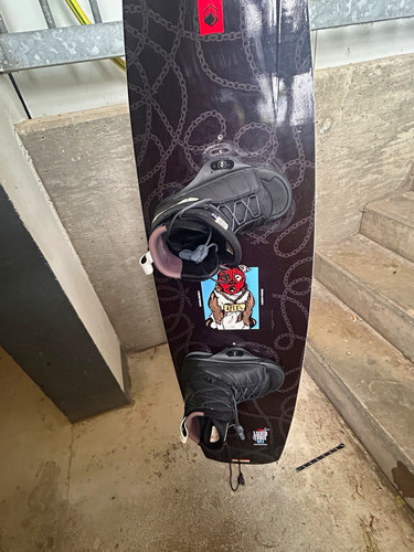 Liquid force wakeboard 134 - force, cm