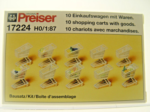 Einkaufswagen waren - m.,
