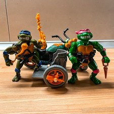 Vintage Turtles Action Figuren Set | Turtlecycle + Raphael & Leonardo