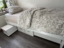 Vollholzbett, Schubladen