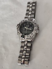 Aus einer Auflösung: Eric Chevillard Armbanduhr