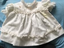 Puppenbluse, Weiß/Rüschen