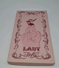 DDR Briefpapier Lady Rose