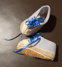 Chucks Babysocken Frühchen oder Puppenschuhe  handmade Fußlänge 8 cm neu