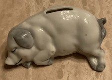 Schwein  als Spardose Porzellan gemütlich liegend ANTIK 10 cm