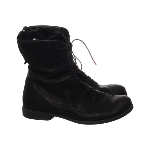 Think schnürstiefel - think!,,