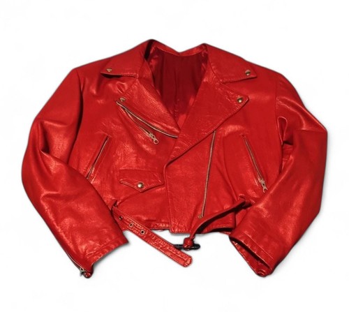 Made italy red - in,