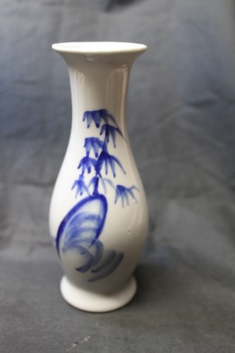 Omas kleine blumenvase weiss - kleine,