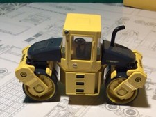 BOMAG Straßenwalze in Maßstab 1:50.