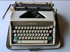 alte Schreibmaschine old typewriter Olympia SM 7 mit Koffer