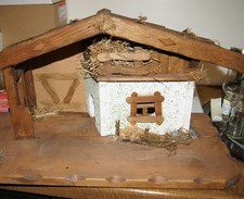 große alte Weihnachtskrippe