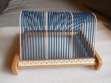 Vintage Schallplattenständer für 30 Schallplatten sehr alt