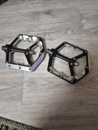 Spank oozy pedal - oozy,