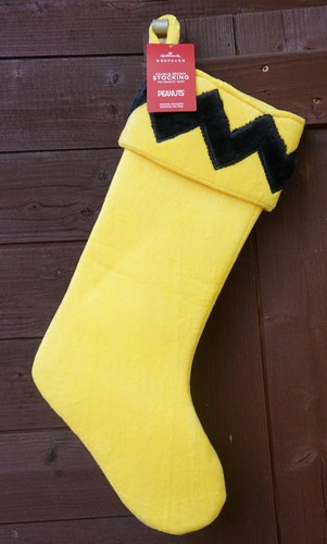Hallmark charlie brown stoking - hallmark,