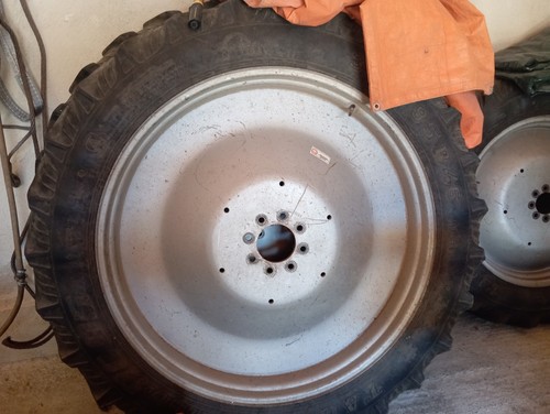 Pflegebereifung 300 r46 - 300/95,