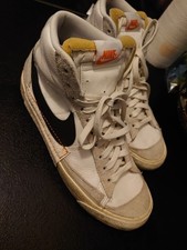 Nike Blazer Mid 77 Vintage Gr. 42,5 weiß schwarz 