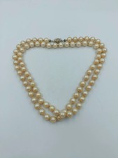 Zweireihige Perlenkette mit