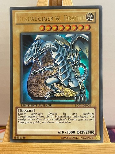 Blauäugiger drache - blauäugiger, w.