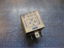 Opel Frontera B: Relais für