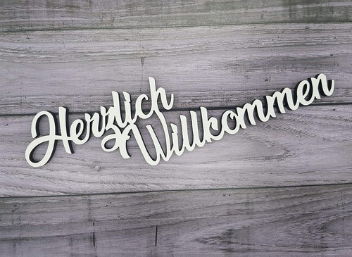 Schriftzug herzlich willkommen - herzlich,
