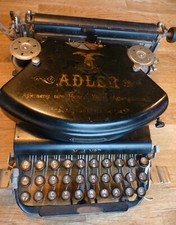 Antike Schreibmaschine original Adler - wohl Modell No.7 - vom Baujahr 1925