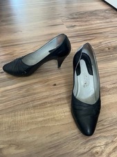 Stewardess Pumps Getragen 39