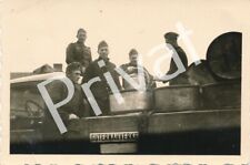 Foto WK2 Tanken Benzinfässer Transport Soldaten M1.17