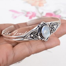 Regenbogen Mondstein Edelstein