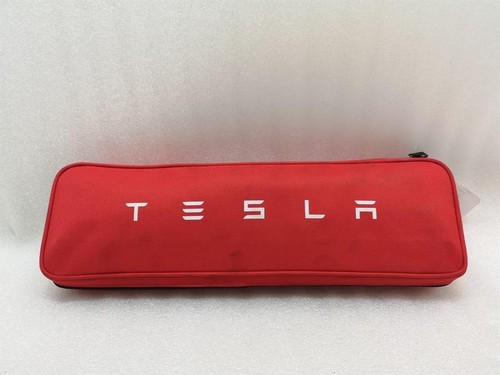 Tesla model long range - model,