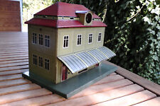 Blechspielzeug / Bahnhof