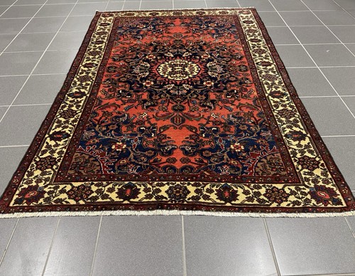 Orientteppich alt - ,