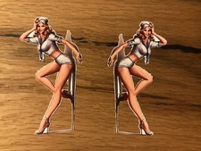 2x Girl Aufkleber Pinup