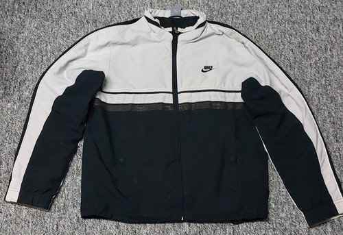 Nike vintage windbreaker - vintage,