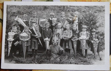 Foto Sebnitz Esel Kostüm 1938 Einschulung zuckertüte Natur girl woman vintage AD