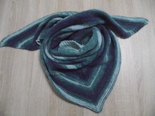 Dreieckstuch Schal  selbstgestrickt NEU